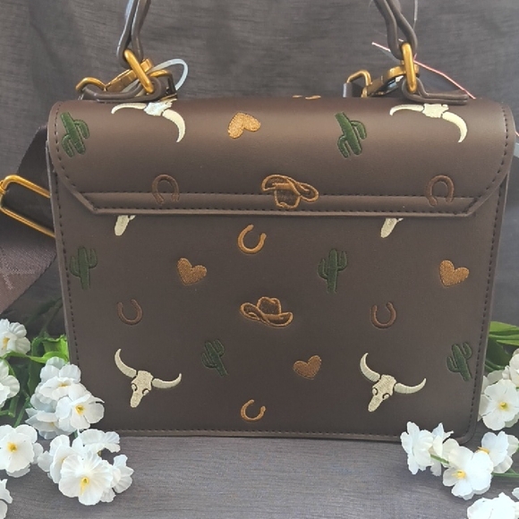 Betsey Johnson Brown Satchel with Gold Accents - Picture 4 of 7